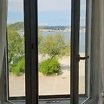 Vami With Sea View * Murter
