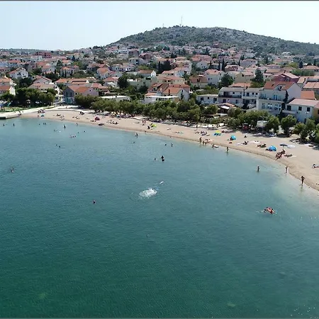 Appartement Vami With Sea View Murter