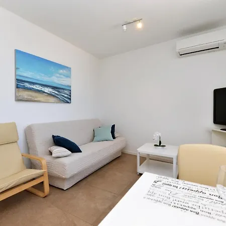 Vami With Sea View *